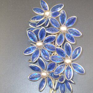 Vintage 1940s Framed Glass Pearls Multi Blue Glass Flowers Pin Fur Clip